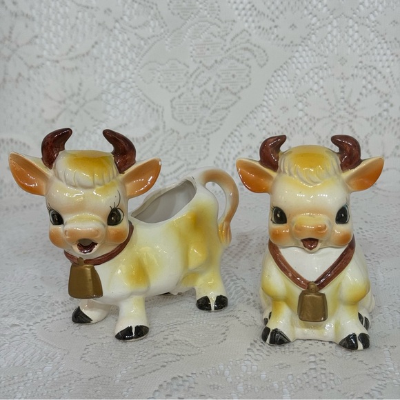 Anthropomorphic Cow Set of 4 Vintage Ceramic Sugar Creamer Salt & Pepper Japan - Picture 5 of 6